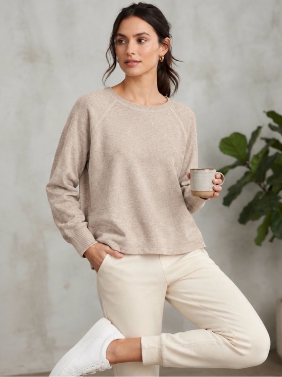 Karen Neuburger Tops - Live Love Lounge Cream Tan Lounge Sweatshirt Top Medium Coquette Minimalist